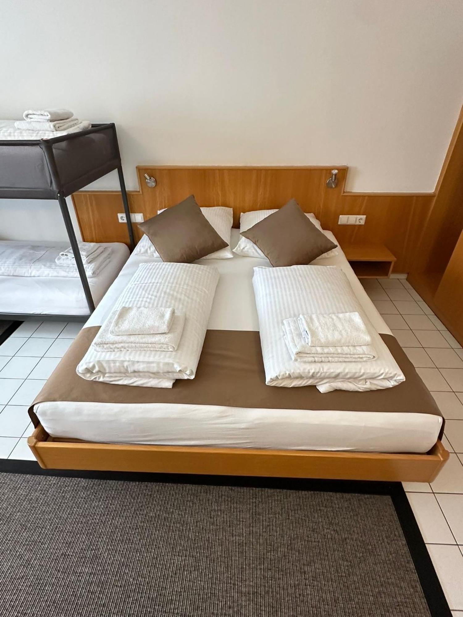 Elha Hotel Stuttgart Exterior photo
